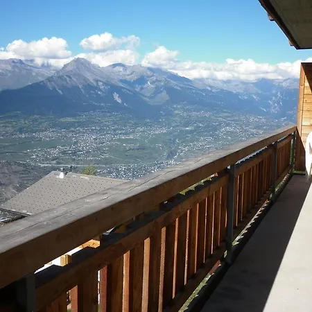 Alpvision Rasidences D4 Apartment